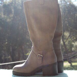 NEW BELLA-VITA  WOMEN'S LORIELLE BOOTS SIZE 8 NWOT